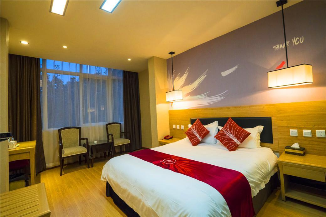 Thank Inn Chain Hotel Sichuan Guangan Wusheng County Hongwu Avenue Eksteriør bilde